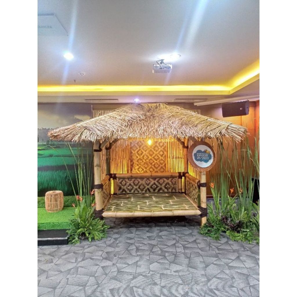 Saung gazebo bambu - Saung bambu atap ilalang - Saung bambu gazebo