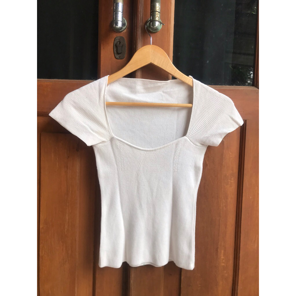 PRELOVED SQUARE NECK TOP