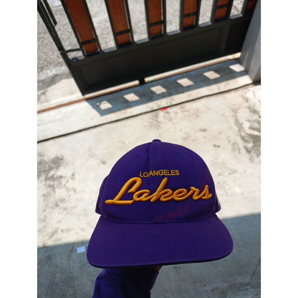Topi Bertiga Lakers Adidas x NBA, SF nfl, Chicago Black Hawks Nhl