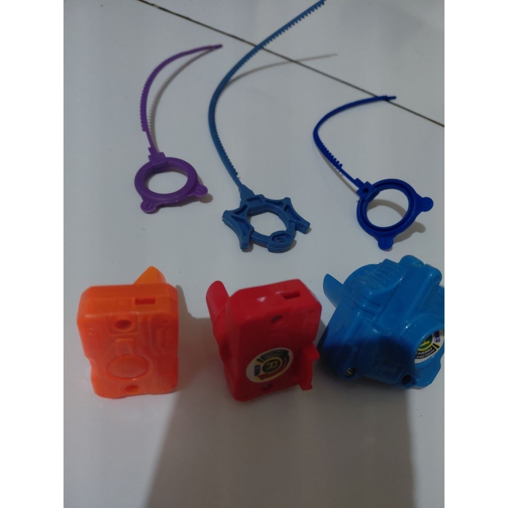 Launcher Beyblade Bakuten Take All