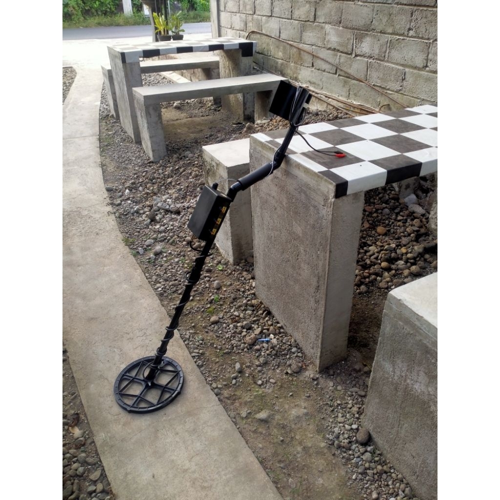 Detektor logam rakitan pi polones