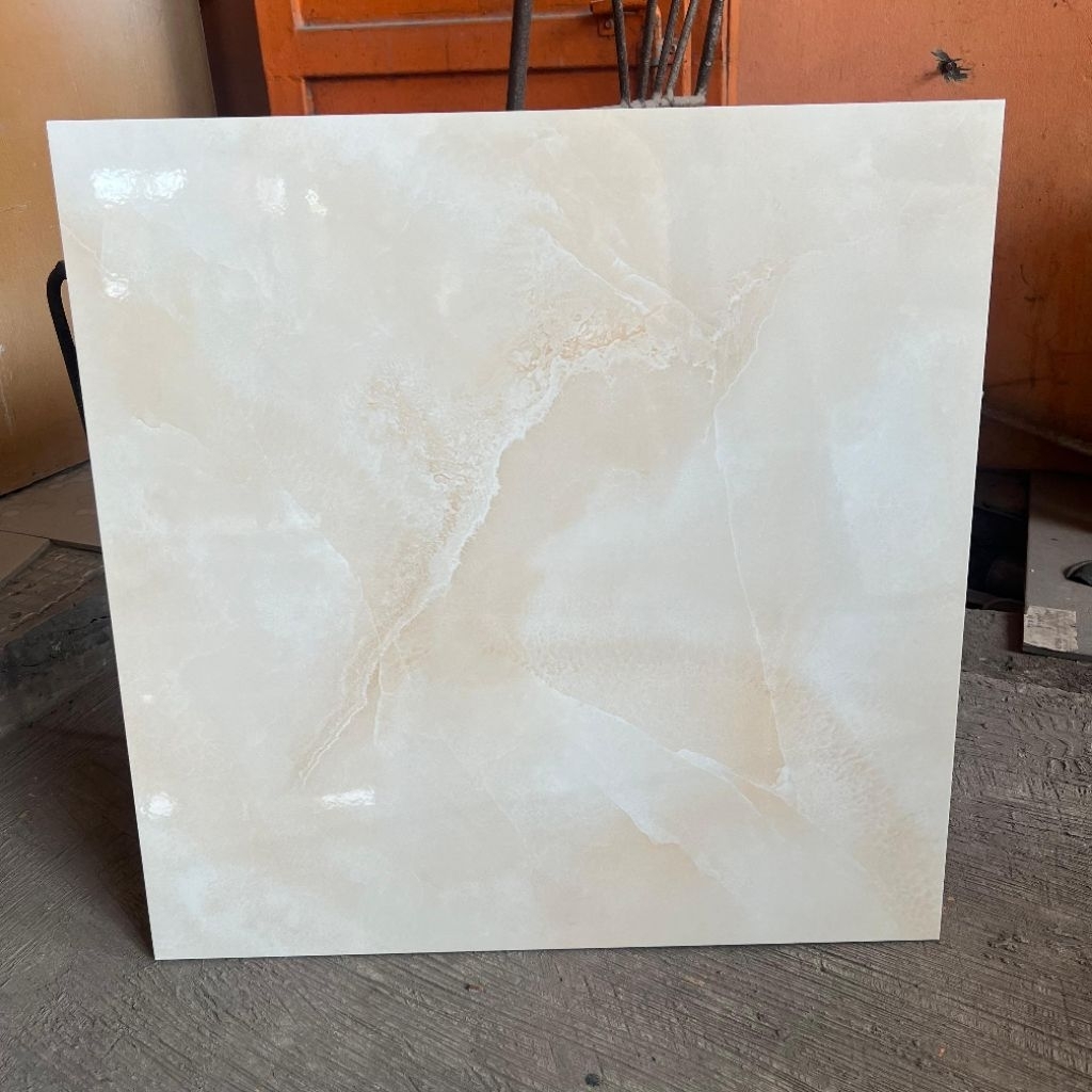 Granite Lantai/Dinding 60x60 Cream