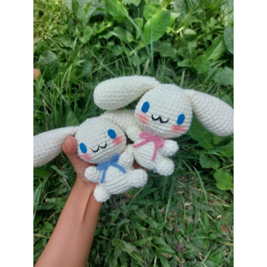 cinnamonroll crochet
