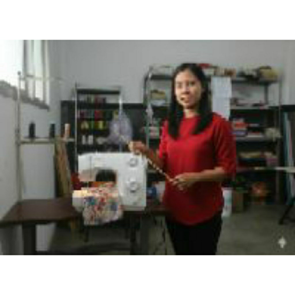 Mesin Jahit Portable Singer 8280 Bekas