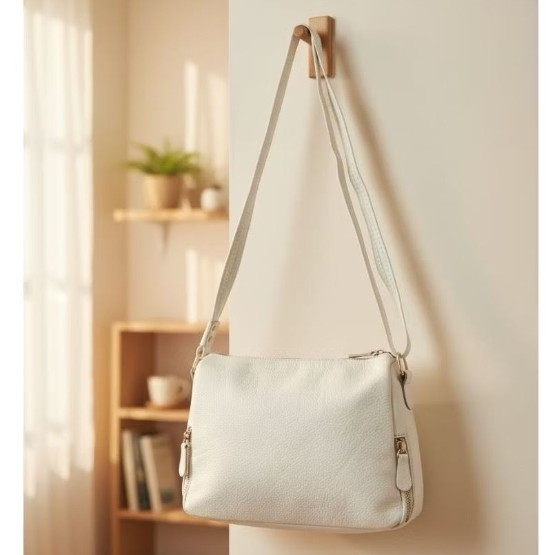 Tas Wanita Kulit Asli Pebble Leather Putih – Shoulder Bag Elegan | Preloved No Reject