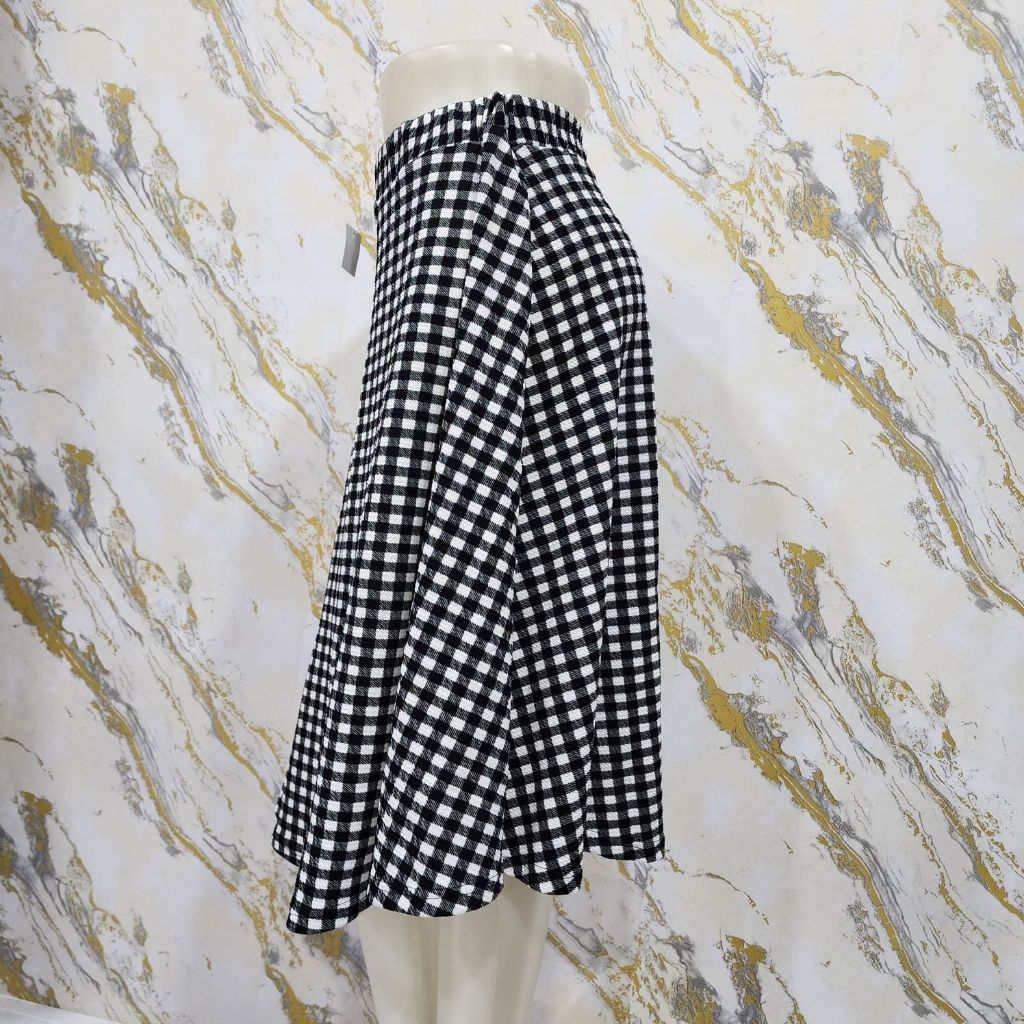 Rok Wanita motif kotak 7/9 panjang sebetis bahan wafel karet melar
