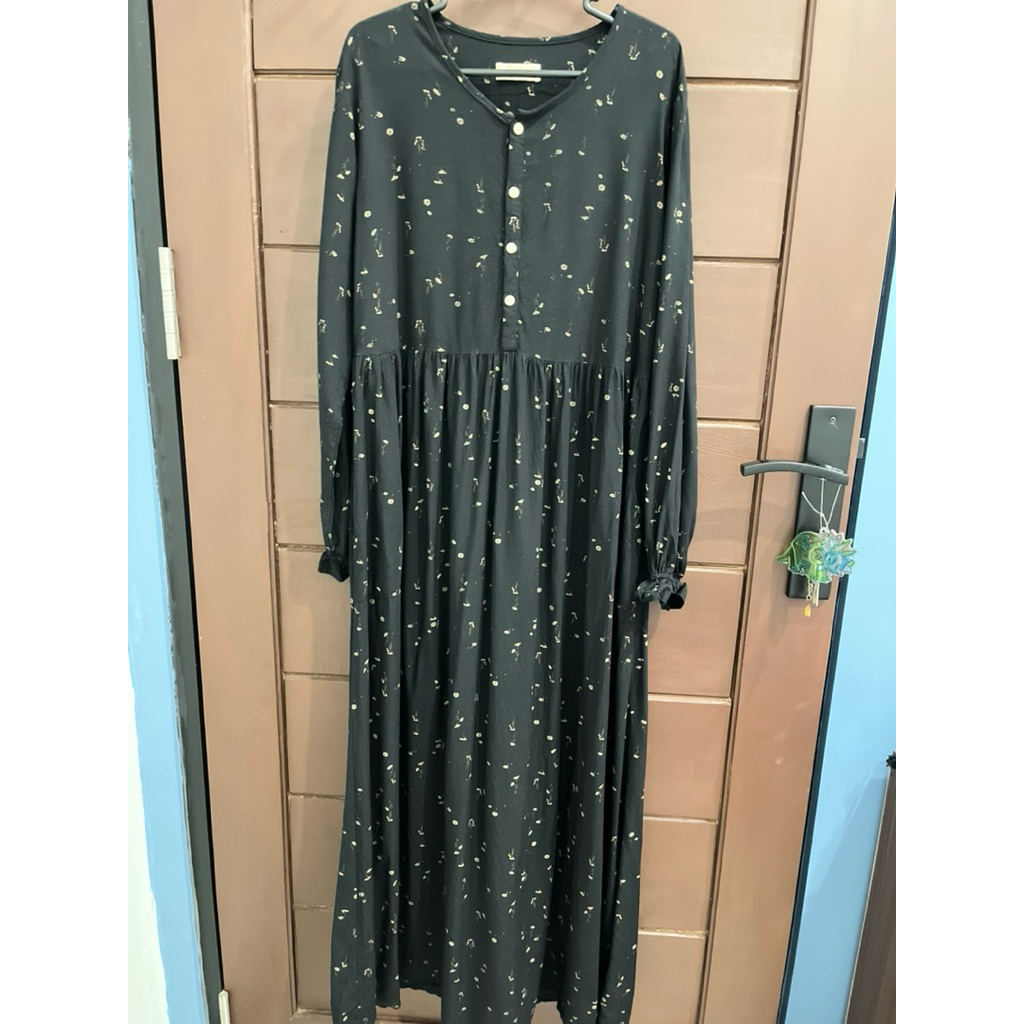 Preloved Ditsy size M