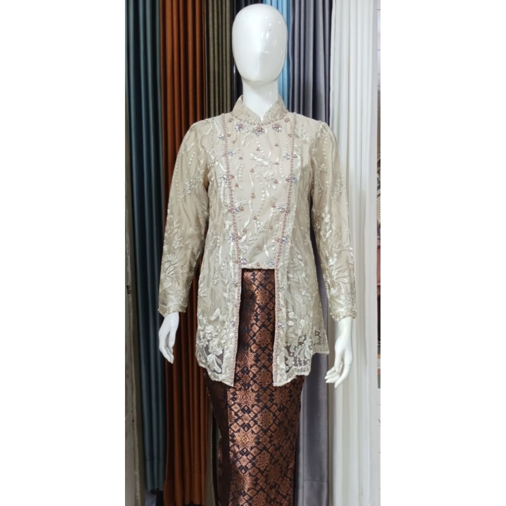 Kebaya Kutu Baru Modern Mix Payet_Kebaya Kutu Baru Hijab