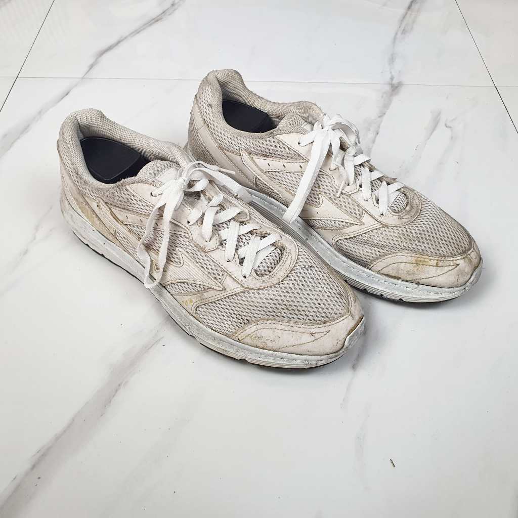 Sepatu Mizuno Size 44 Second - Bekas - Preloved