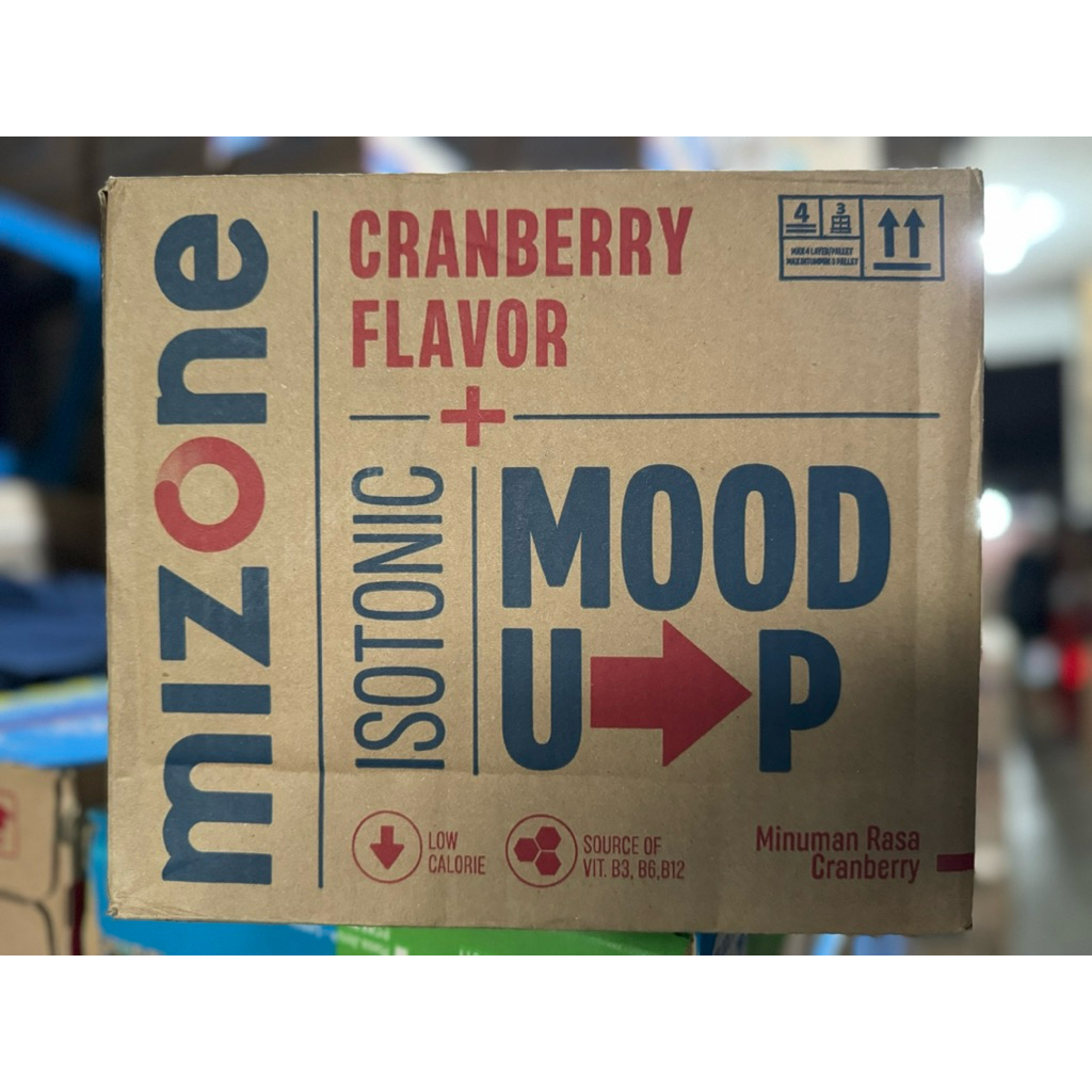 Mizone minuman isotonic 500ml @ 12 botol / 1 dus