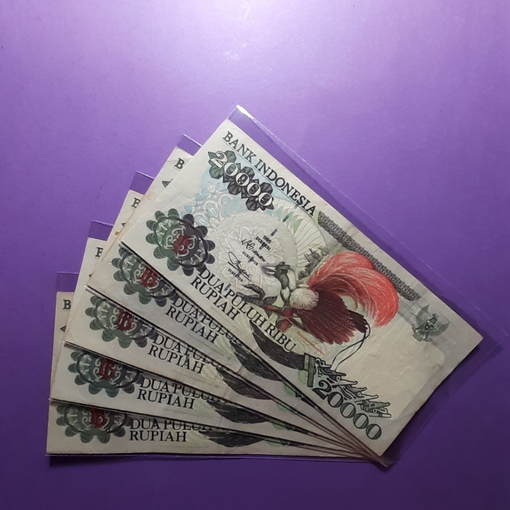 Uang kuno 20000 rupiah cendrawasih