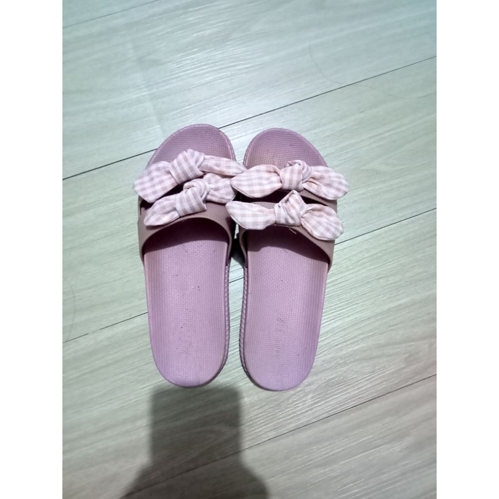 preloved sendal tinggi pita-pita pink