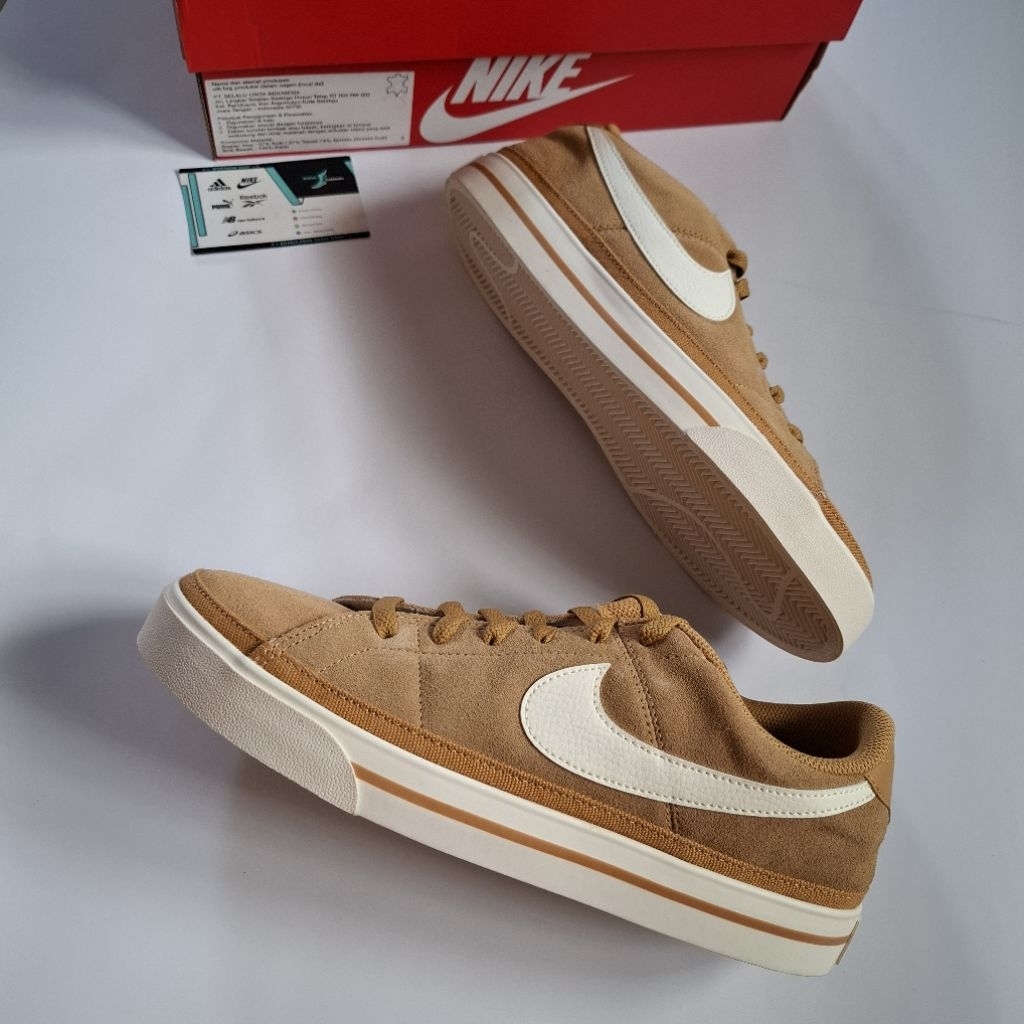 Sepatu Sneakers Nike Court Legacy Suede Elemental Gold Original / DH0956-700