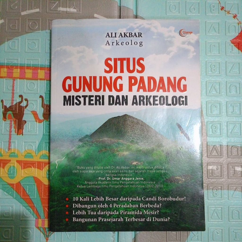 ORIGINAL BEKAS BUKU SITUS GUNUNG PADANG MISTERI DAN ARKEOLOGI - ALI AKBAR ARKEOLOG (RM)