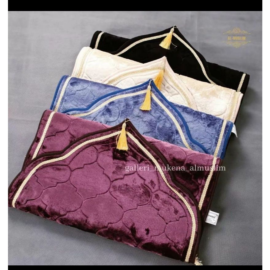 SAJADAH AESTHETIC /SEJADAH TRAVELING /SAJADAH TRAVEL/ SAJADAH HANTARAN / SAJADAH EMBOSS