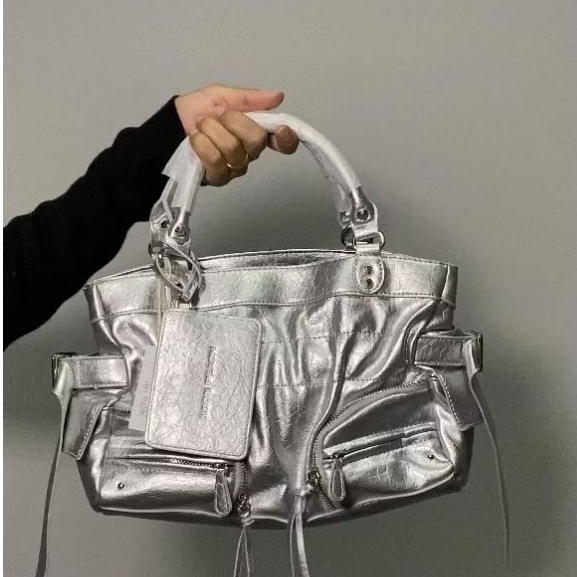 NEON PEACH OFFICE HAND SLING BAG TAS TANGAN SELEMPANG WANITA SILVER