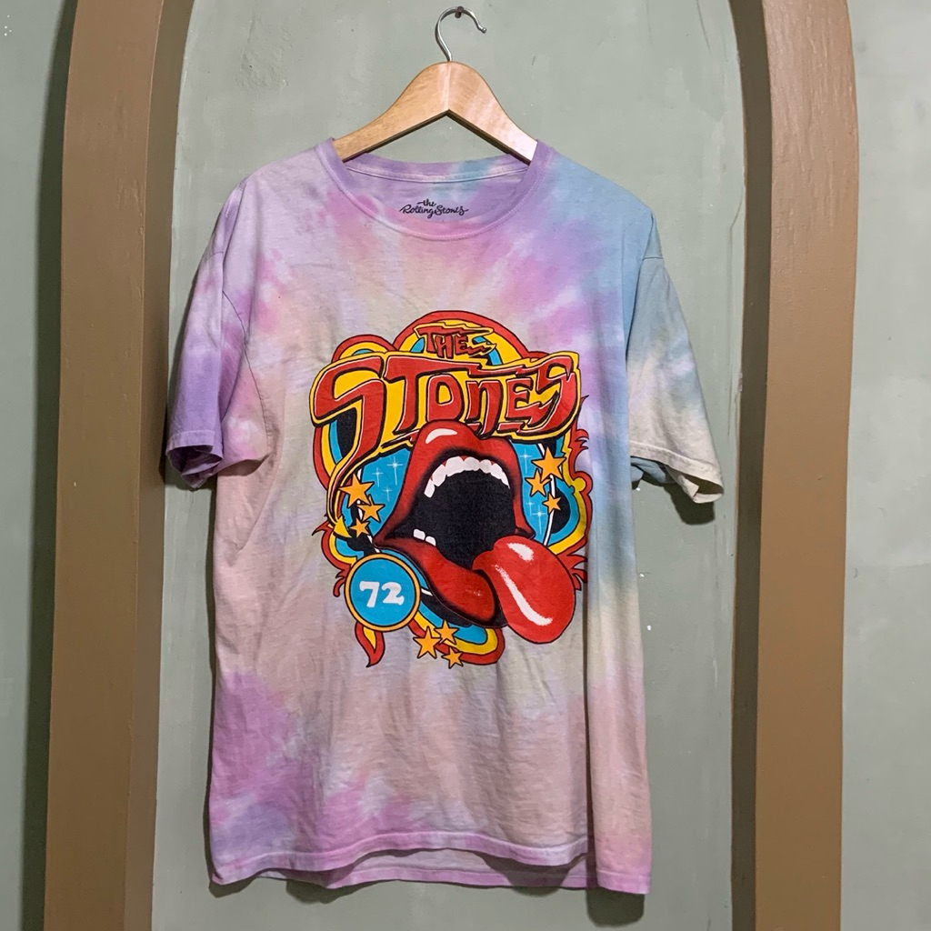KAOS VINTAGE TIE DYE BAND THE STONES 72 OFFICIAL MERCH THE ROLLING STONES