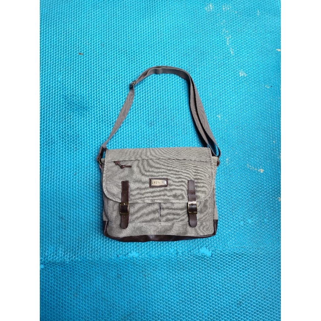 Messenger bag/Selempang/Tas Pria cowok/Tas Kerja Laptop Second Brand TOSCA