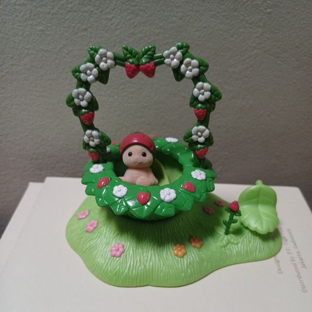 sylvanian families fairy strawberry castle preloved