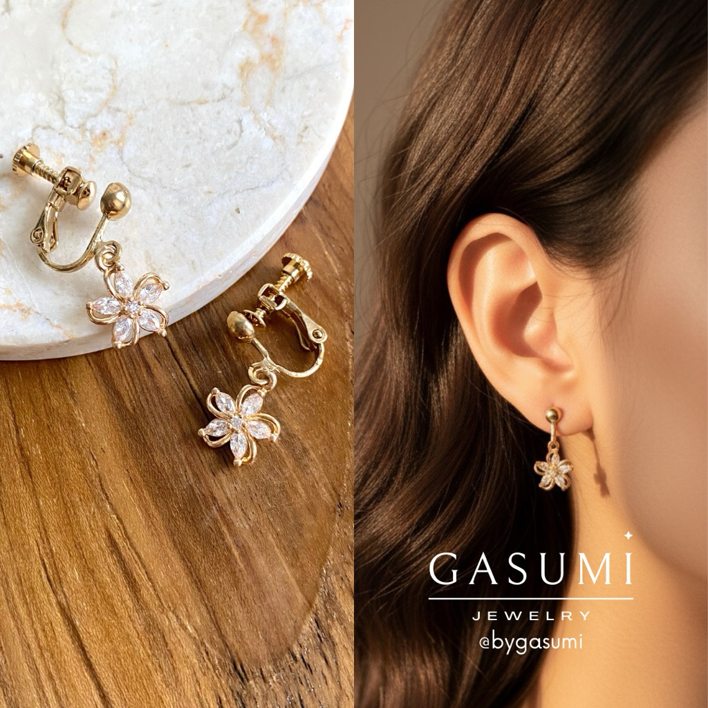 SASUNE - Anting Tanpa Tindik Jepit Bunga Kecil Imut Elegan Wanita Emas Earclip Flower Crystal Drop S