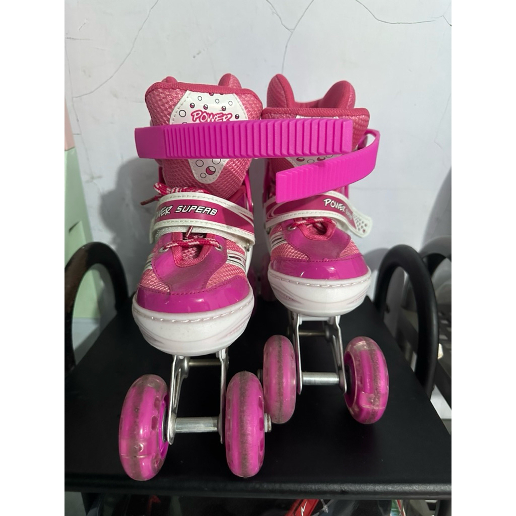 preloved sepatu roda anak perempuan usia 2-5 tahun