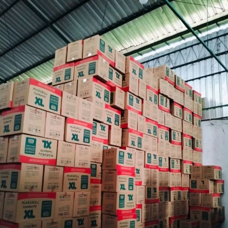 Makuku Comfort Fit Renceng 1 Karton (32 Pack)