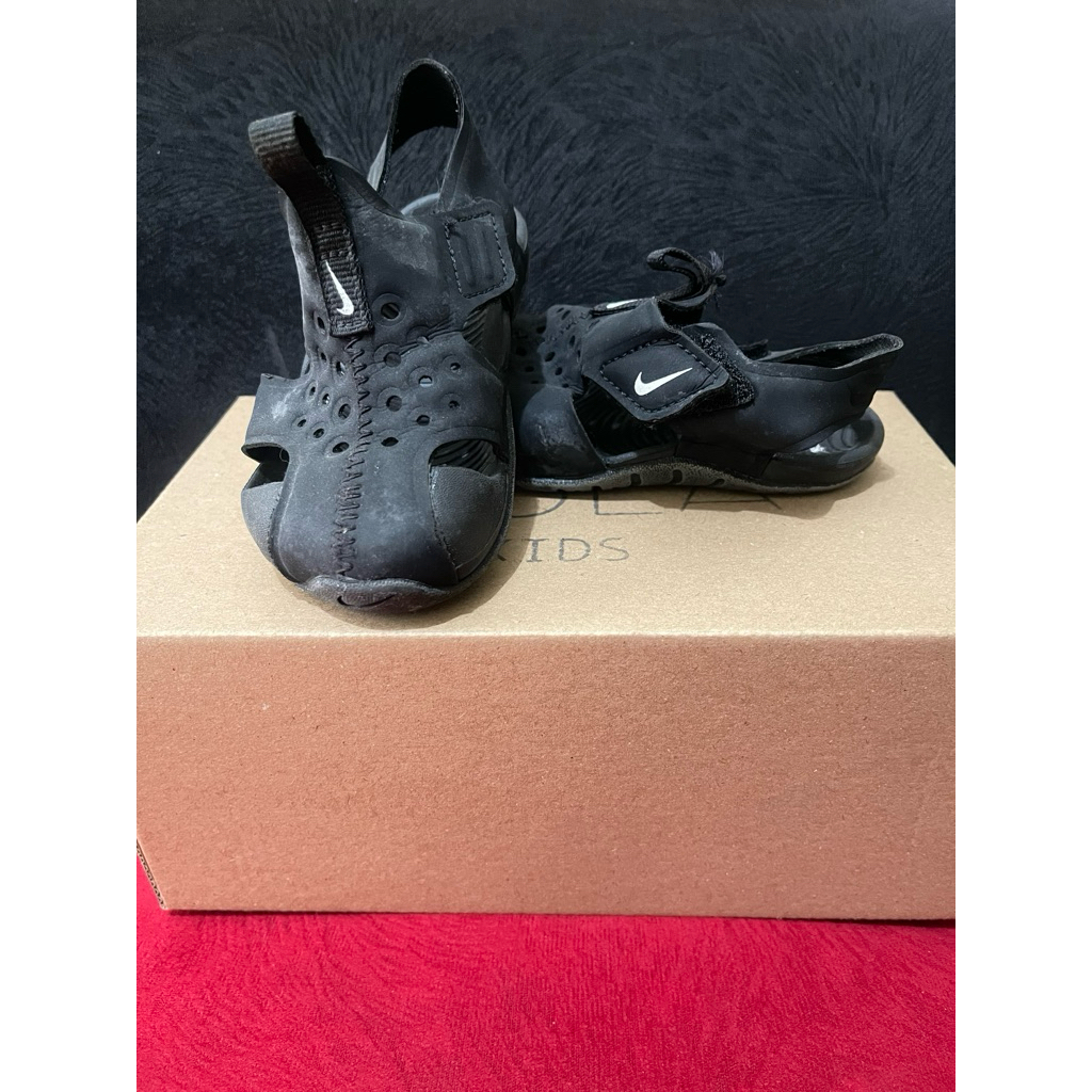 preloved Nike Sandal Anak NIKE SUNRAY PROTECT black