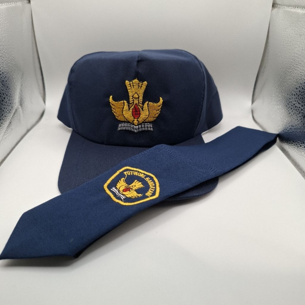 PAKET HEMAT ISI TOPI DAN DASI | Topi SMP| Dasi SMP