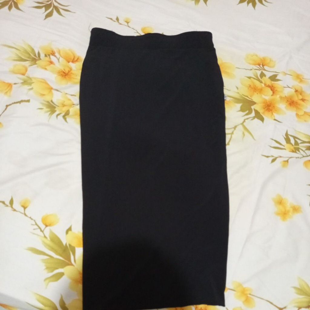 ROK SPAN HITAM (PRELOVED)