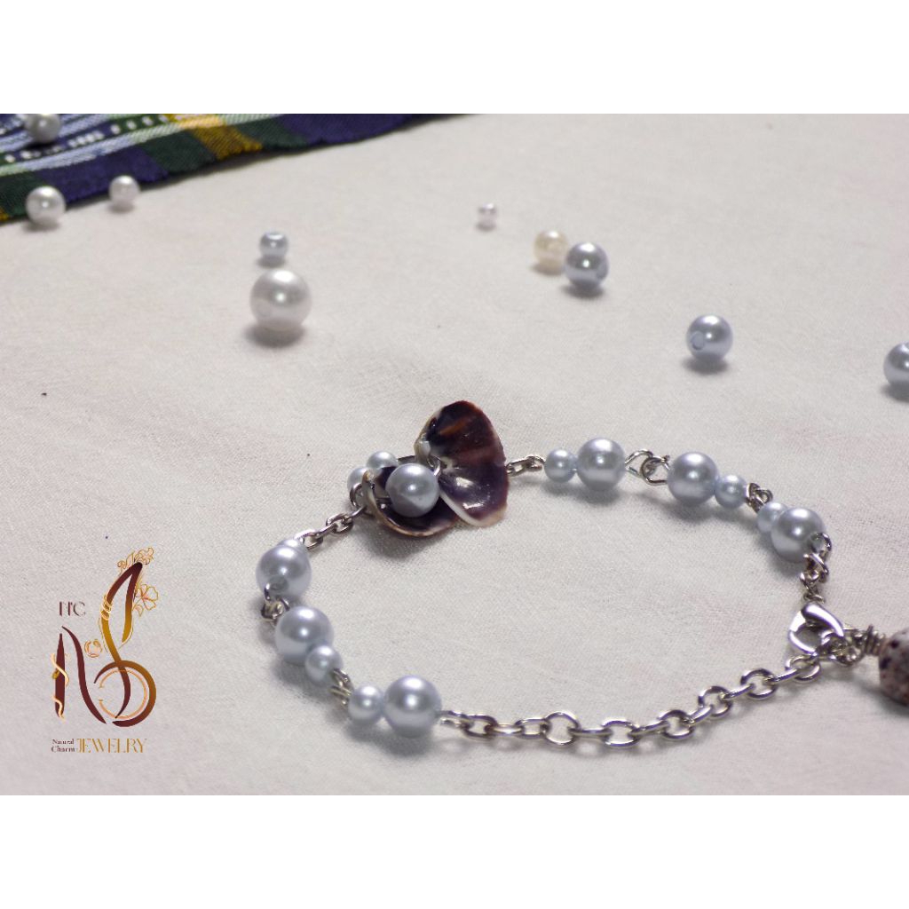 Gelang Kerang & Mutiara Biru Laut