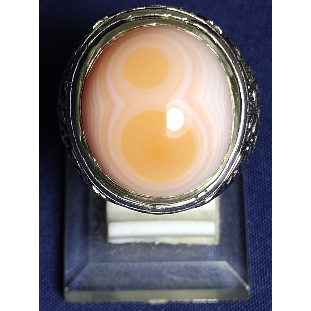 Natural Chalcedony, NUMBER 8 / Batu Sulaiman Motif, ANGKA 8