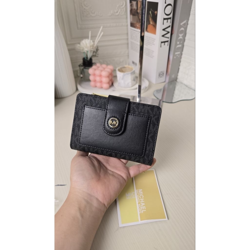 M K Peyton Small Medium Bi Fold Wallet Signature Black Dompet MK