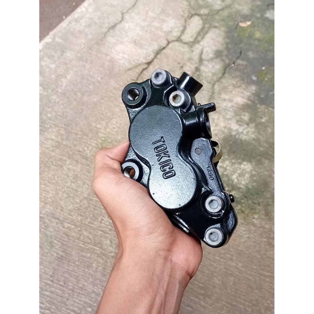 Kaliper TOKICO 4P KIRI ORIGINAL COPOTAN Kawasaki ZZR ZRX ZX6R ZX7R ZX750R ZX9R
