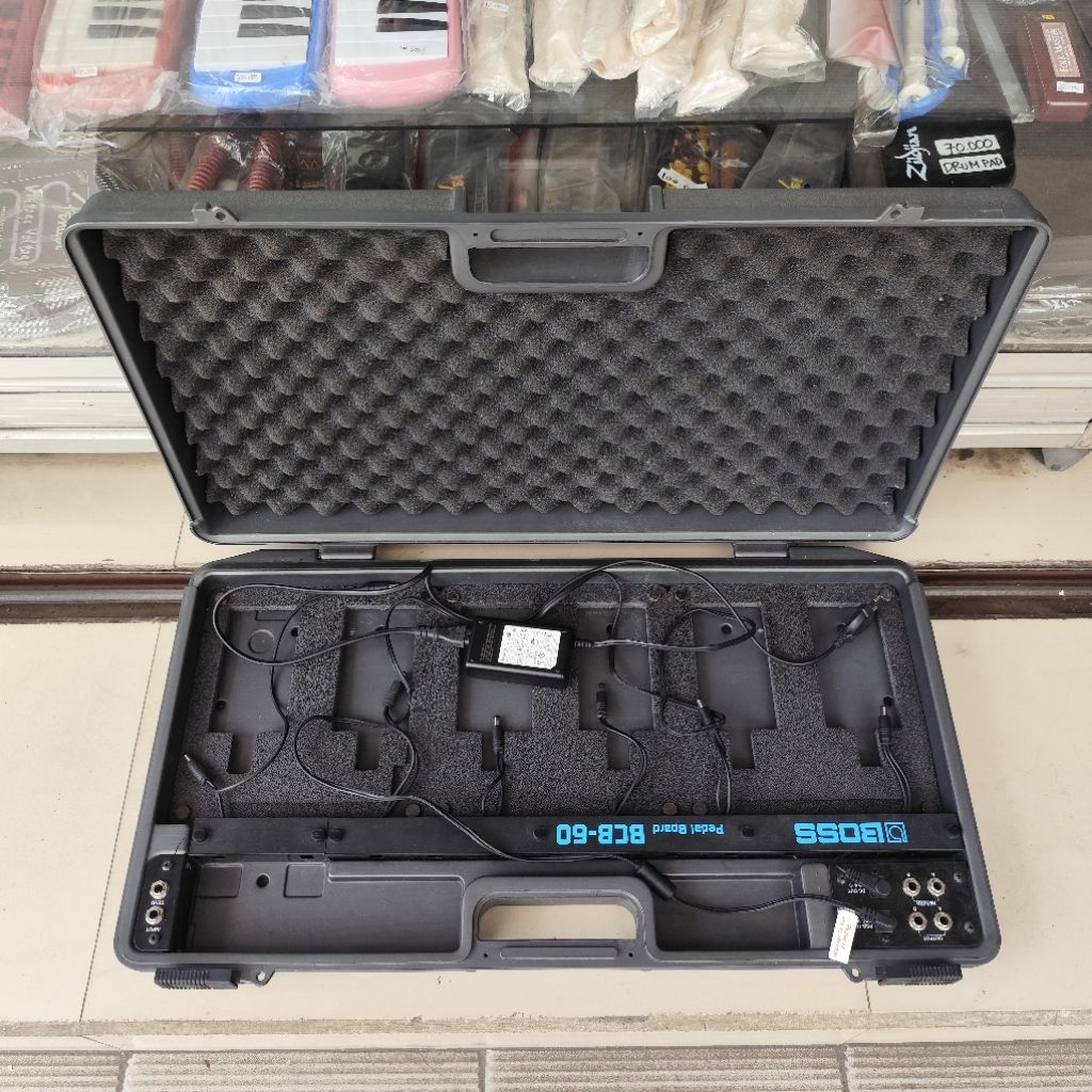 Boss BCB 60 Boss Pedal Board, Efek Gitar, Bass, Dll, Tempat Efek, Case Efek