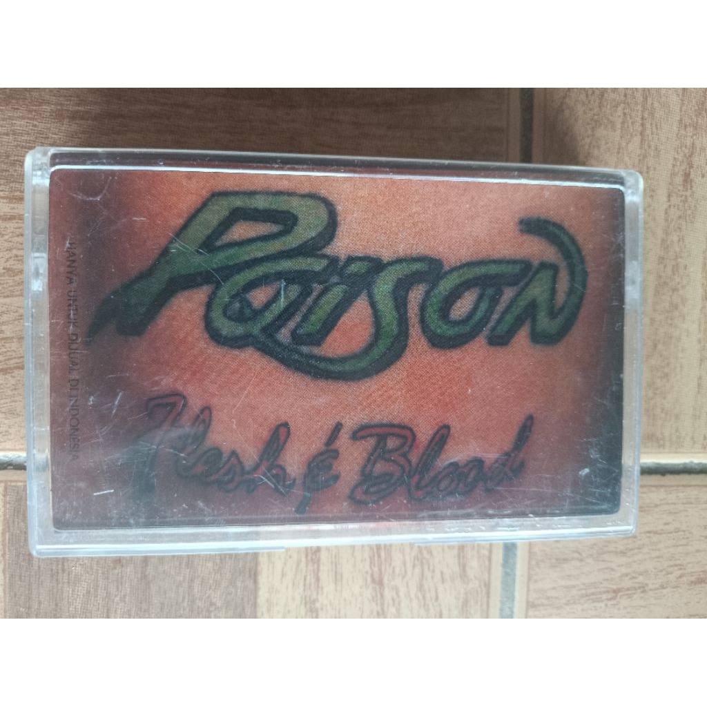kaset pita POISON "flesh & blood"