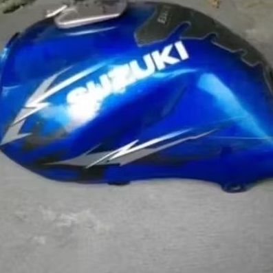 Tangki bensin suzuki thunder 125 original lepasan motor siap pasang