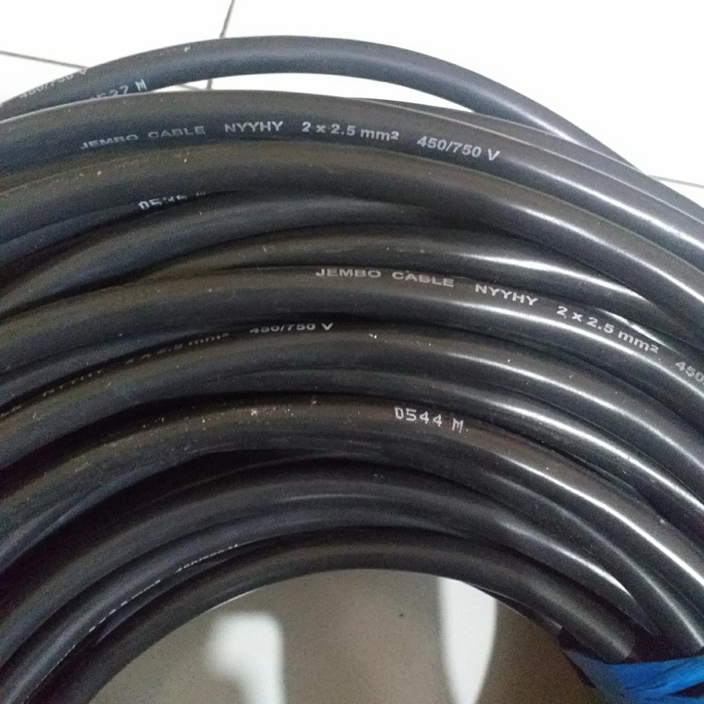 Kabel serabut Nyyhy Jembo 2x2,5mm eceran
