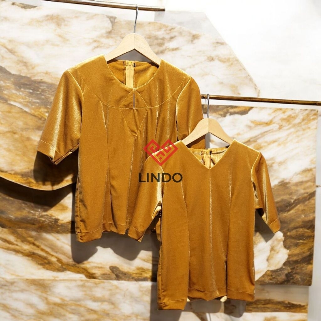Baju Pokko' Modern Beludru Toraja/Bayu Dilimai Beludru Toraja (Kuning Gold) (Kode: CB1017910)