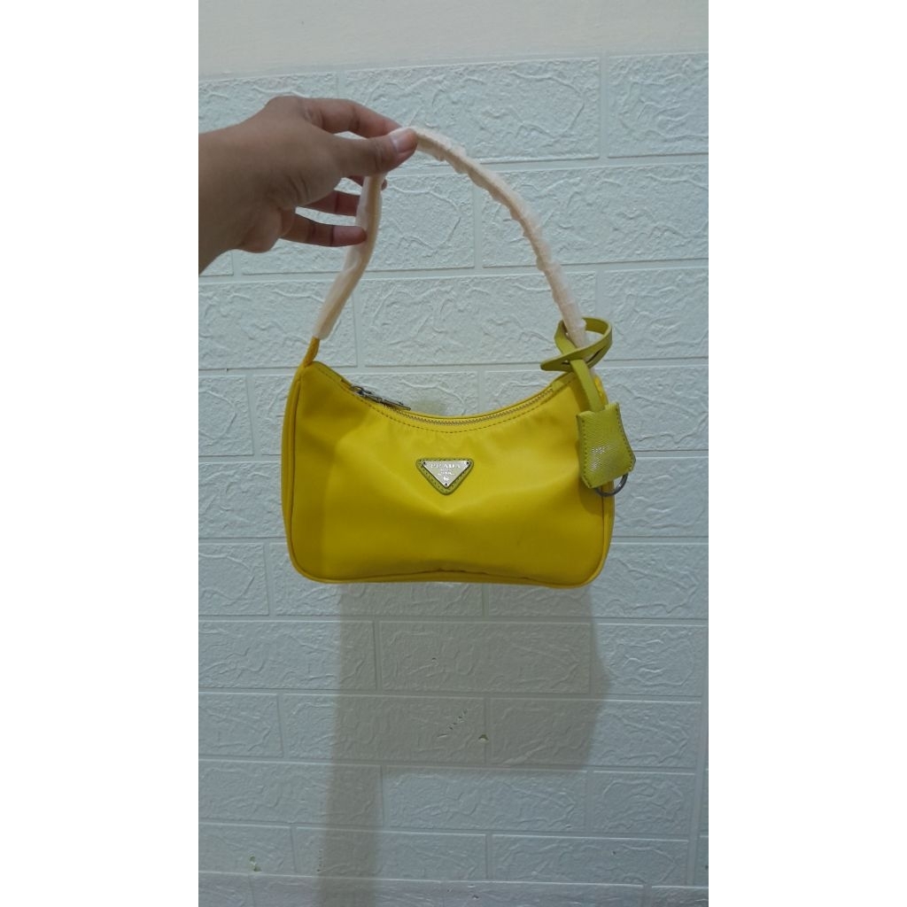 (NEW) TAS WANITA PRADA NYLON MINI YELLOW NEW