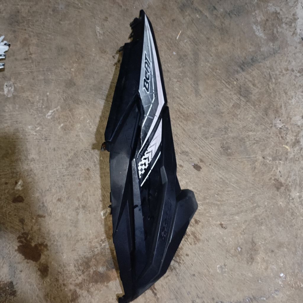 COVER BODY BELAKANG HONDA BEAT ECO, BEAT 2016 ORIGINAL (KANAN)