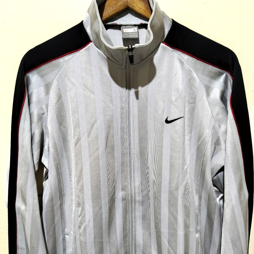 Tracktop Vintage Nike Original Size L