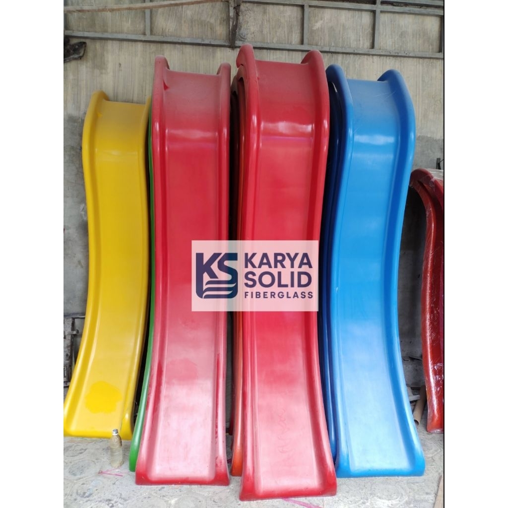 Seluncur Fiberglass 250 cm Untuk Anak Perosotan Playground Outdoor