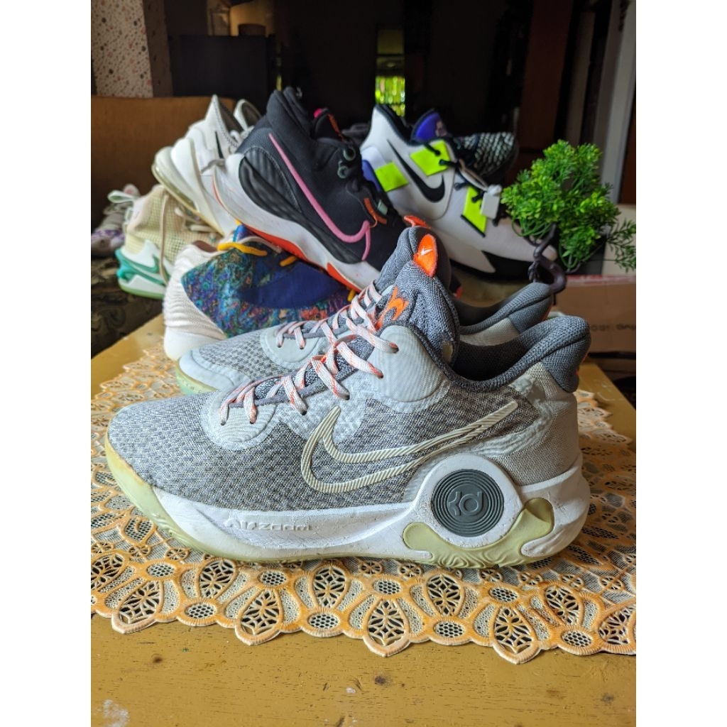 Nike KD trey 5 IX second