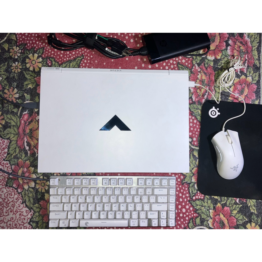 HP Victus 16 Second Bonus Keyboard RGB dan Mouse Gaming - Monitor 16" 144hz-Ryzen 5 6600h-RTX 3050-R