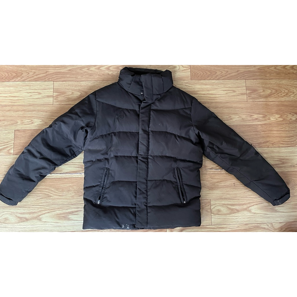 jaket hitam kswiss warna hitam ukuran XL