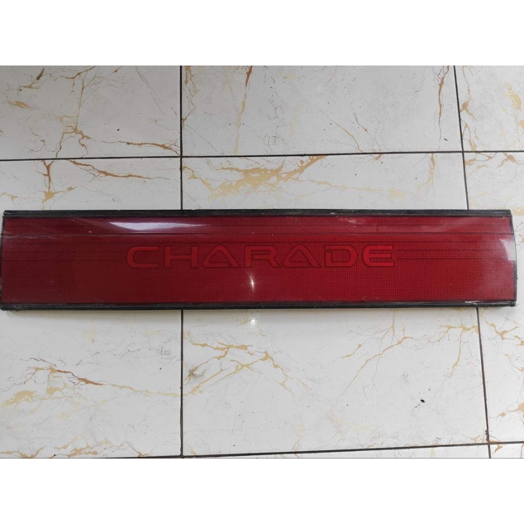 garnis lampu belakang daihatsu classy charade original