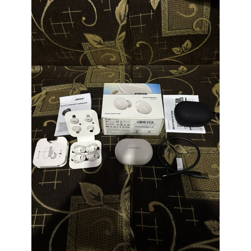 (Preloved) - TWS Bose Quitecomfort Earbuds