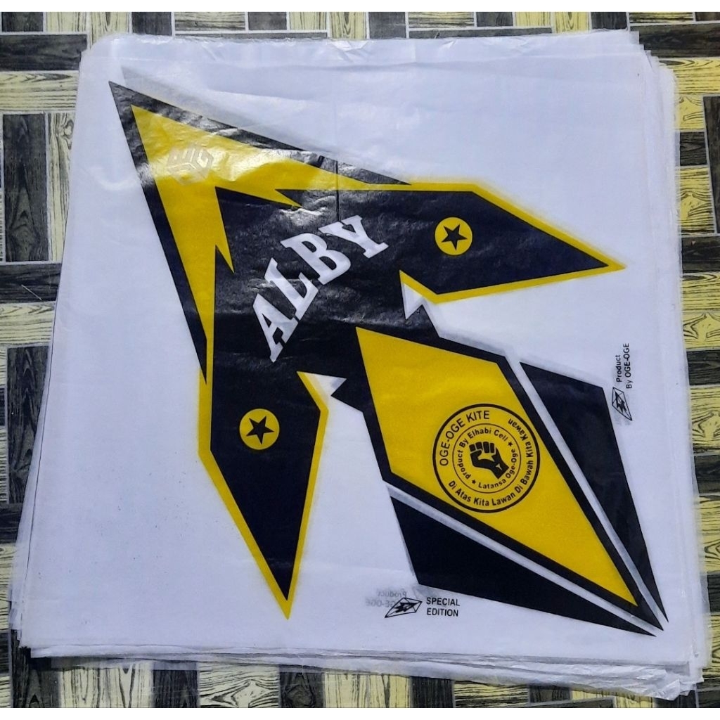 20 pcs kertas layangan 2 warna (Kertas Saja)