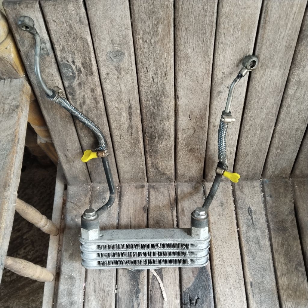 oil cooler fu ori bekas Scorpio