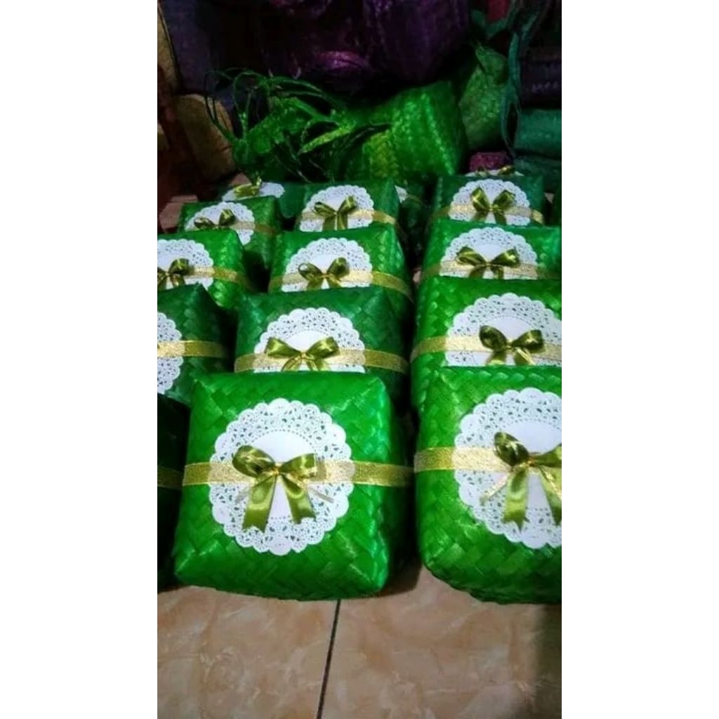 Besek bambu 30pasang/kotak nasi/kotak. snack perpaket